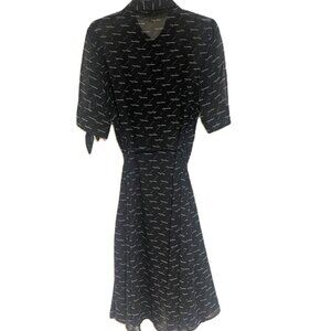 Elegant Black Patterned Dress